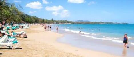 Private beach, beach umbrellas, beach towels, beach massages