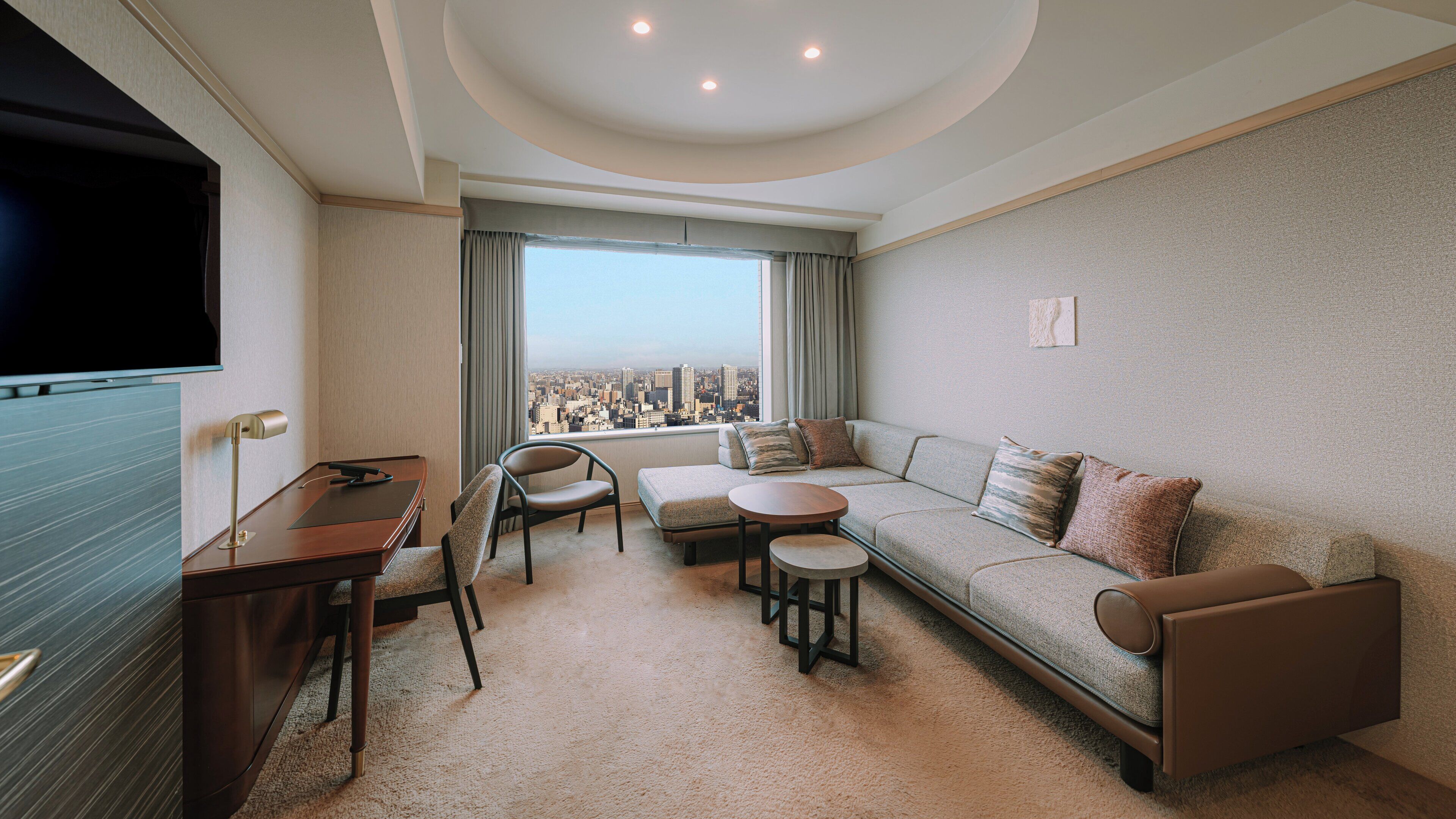 Club Suite Room with Club Lounge access, Double, 22nd floor~, 63sqm, Non Smoking | In-room safe, desk, blackout drapes, free WiFi