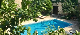 Porfyrios Country House