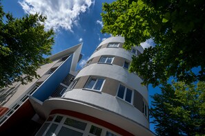 Front of property - Lagrange Apart'HOTEL Mulhouse (Mulhouse)