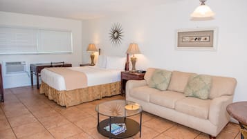 Suite monolocale Standard, 1 letto queen | Biancheria da letto di alta qualità, una cassaforte in camera