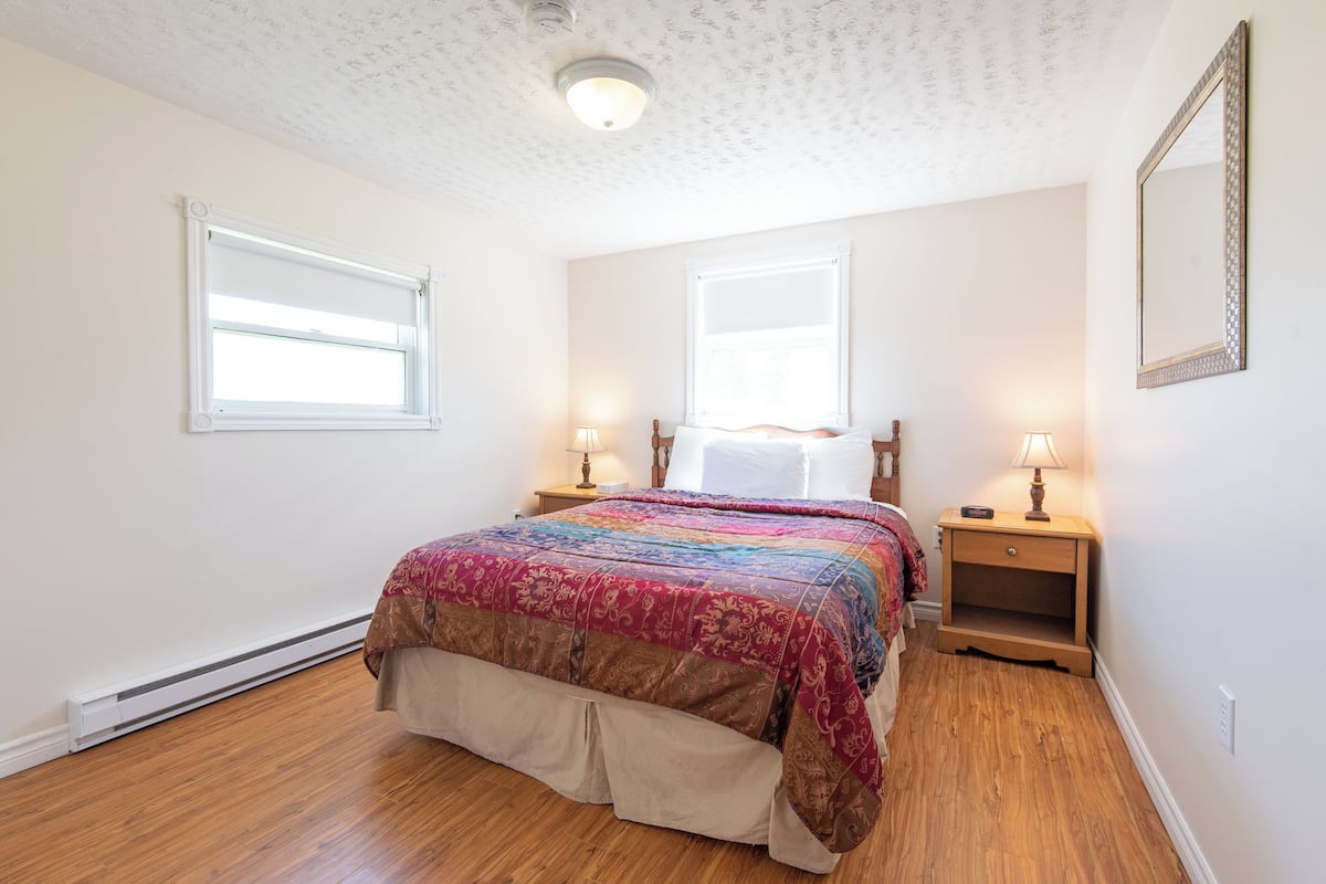 Chalet, 3 habitaciones, no fumadores, bañera de hidromasaje | Escritorio, cortinas opacas, tabla de planchar con plancha y wifi gratis