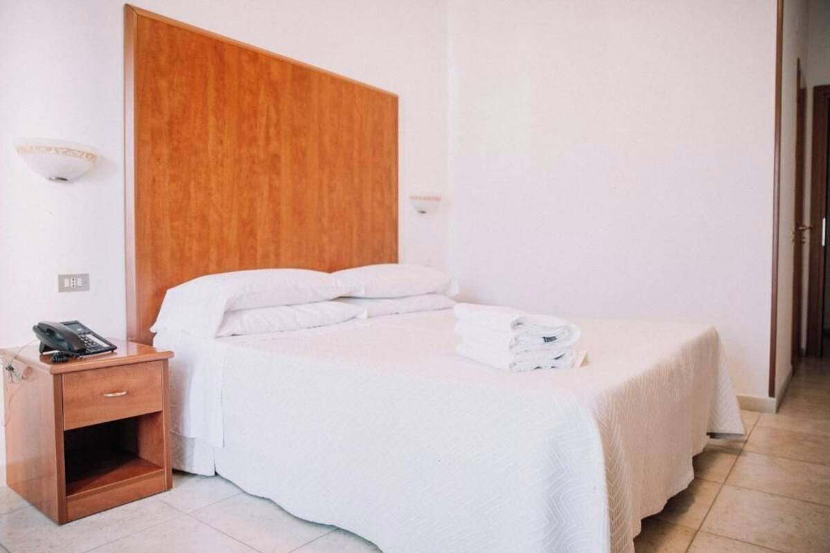 Minibar, in-room safe, desk, cots/infant beds