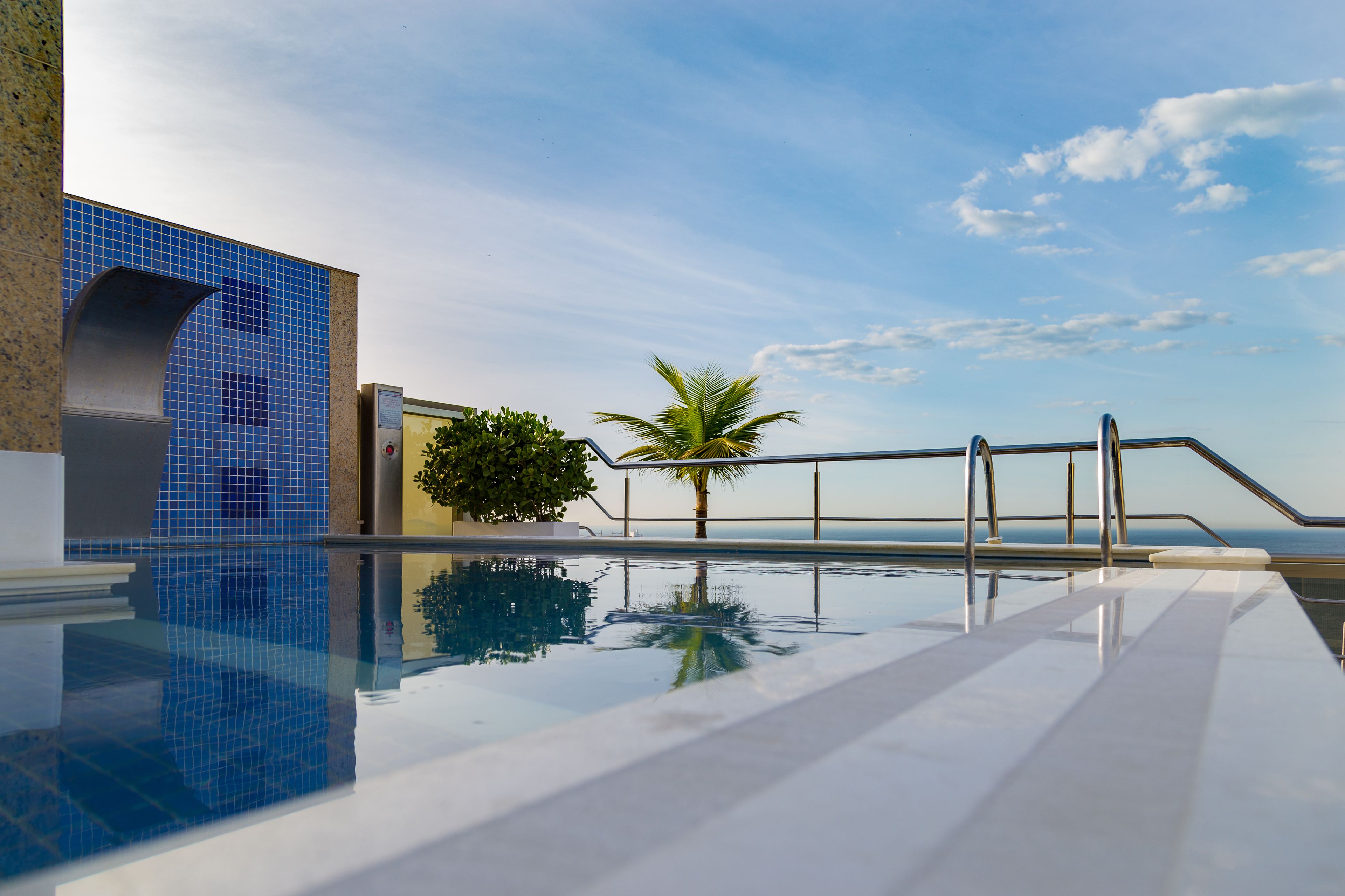 outdoor pool, pool umbrellas