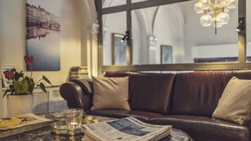 Khu tiếp khách ở sảnh