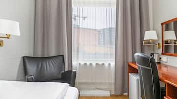 Standard Single Room | Desk, iron/ironing board, free WiFi, bed sheets