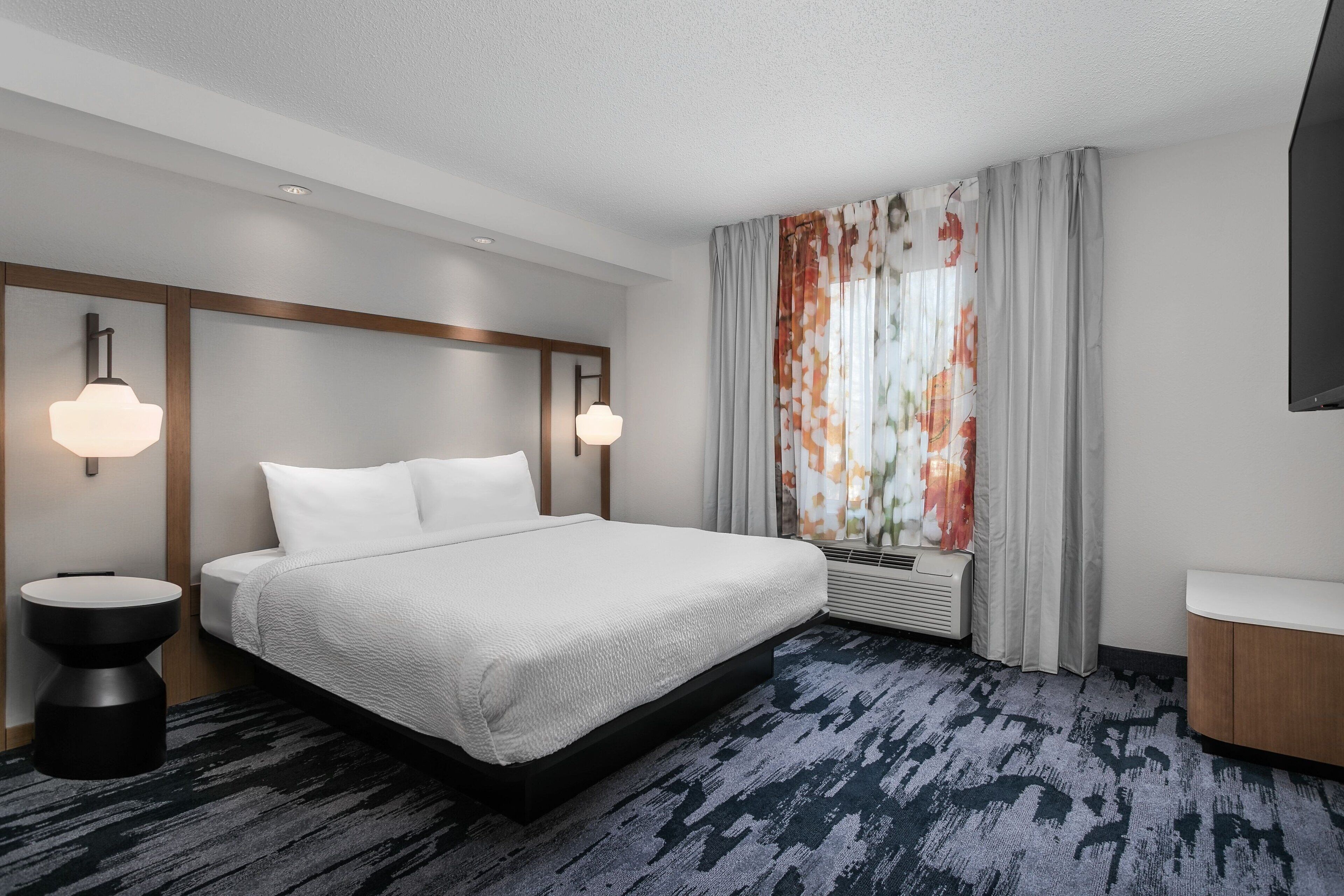 premium bedding, pillow-top beds, individually furnished, desk