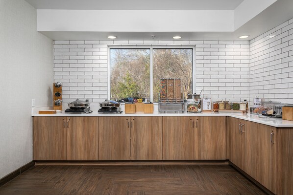 Petit déjeuner buffet compris tous les jours