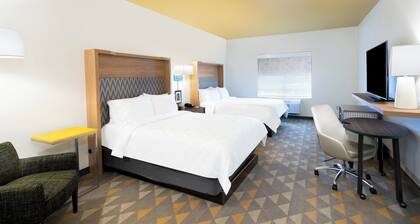 Holiday Inn Batesville by IHG