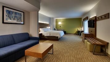 Suite, 1 King Bed with Sofa bed | Room amenity