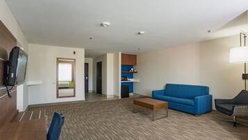 Suite, 2 Queen Beds | Hypo-allergenic bedding, in-room safe, desk, laptop workspace