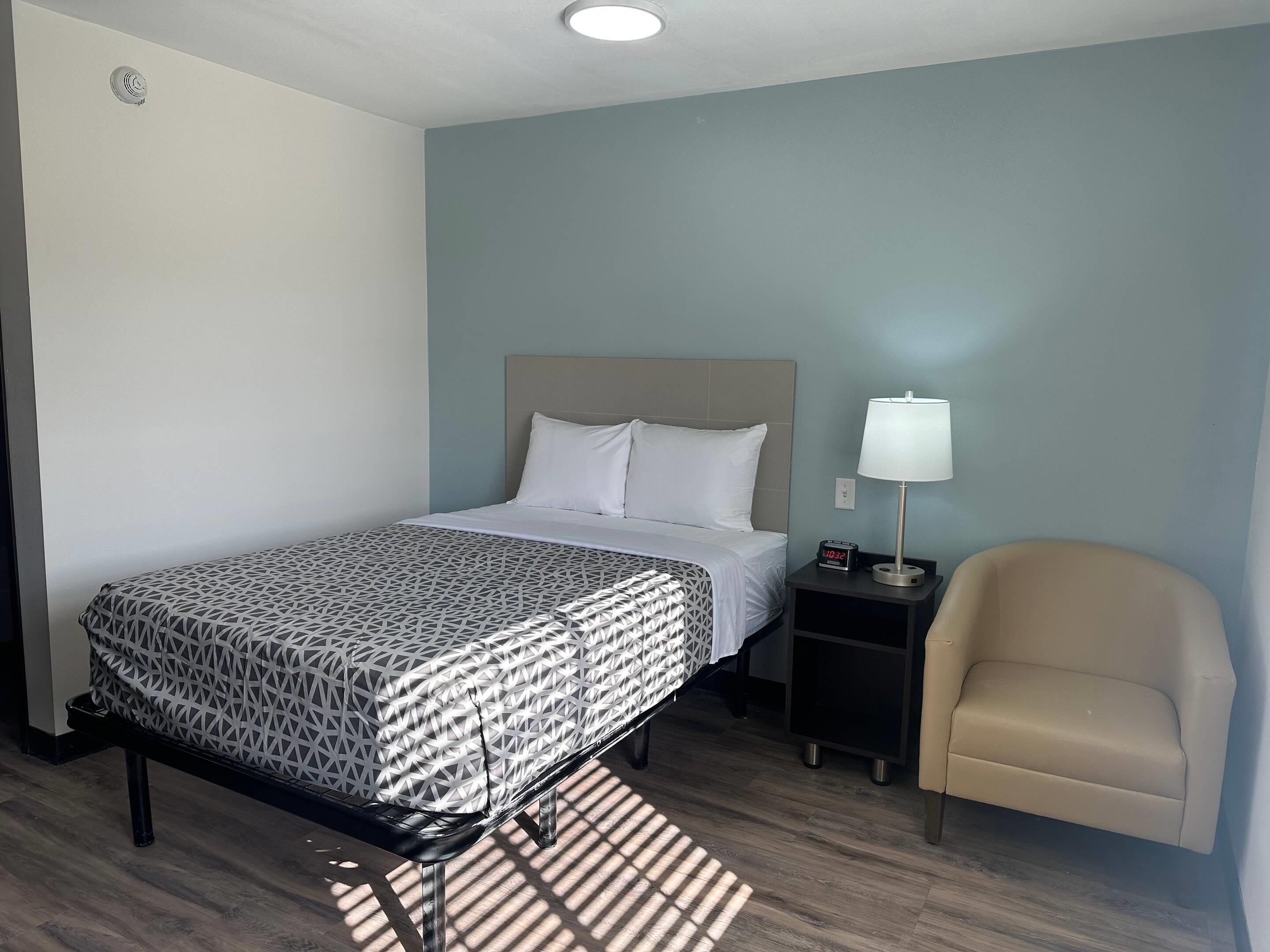 Desk, iron/ironing board, free WiFi, bed sheets