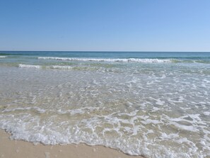 Beach nearby - Crystal Tower Condominiums by Wyndham Vacation Rentals (Gulf Shores)