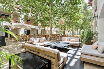 Hotel Casa 425 + Lounge