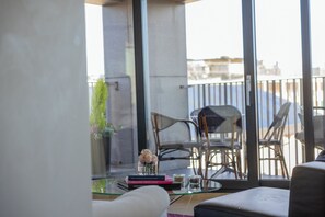 Egyptian cotton sheets, premium bedding, minibar, in-room safe - Avalon Hotel (Gothenburg)