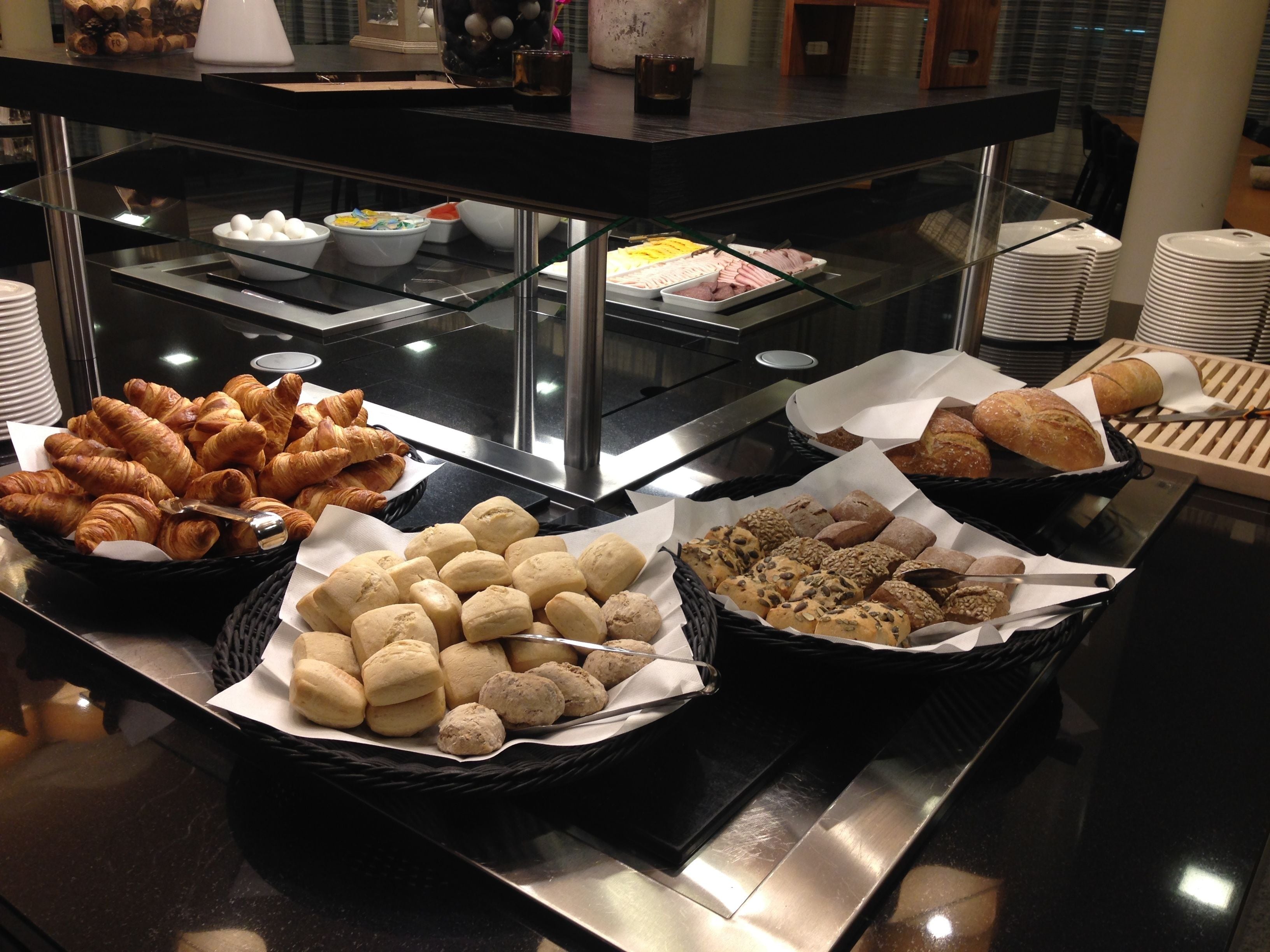 daily buffet breakfast (eur 31.30 per person)