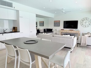 Habitación estándar, 3 habitaciones | Comedor