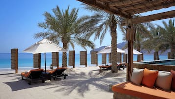 Villa, 4 soverom (Beachfront Reserve) | Utsikt mot strand/hav