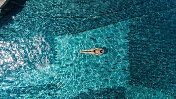 2 outdoor pools, pool umbrellas, sun loungers