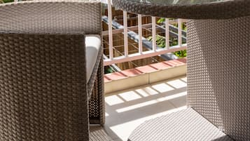 Comfort Room, Garden View | Garden view