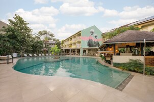 Outdoor pool, pool umbrellas, sun loungers