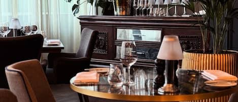 Mittagessen und Abendessen, internationale Küche