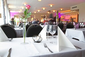 Lunch and dinner served - Hotell Åsen (Anderstorp)