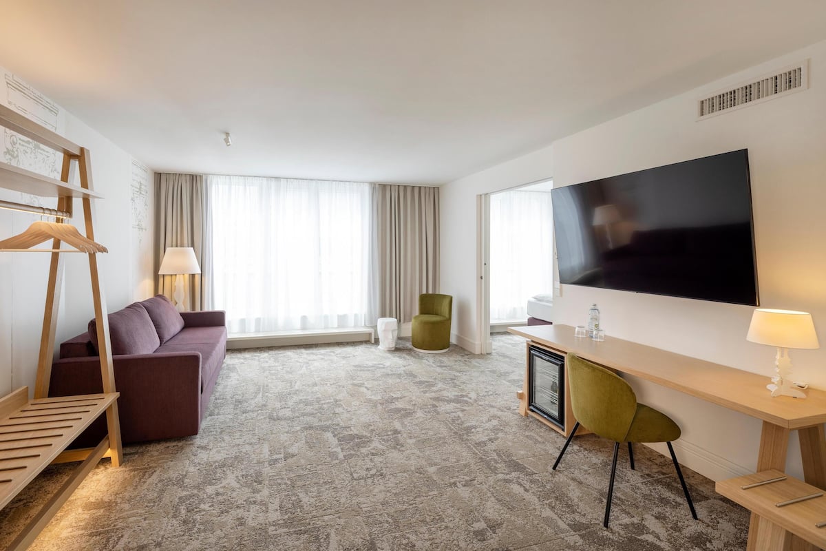 Suite