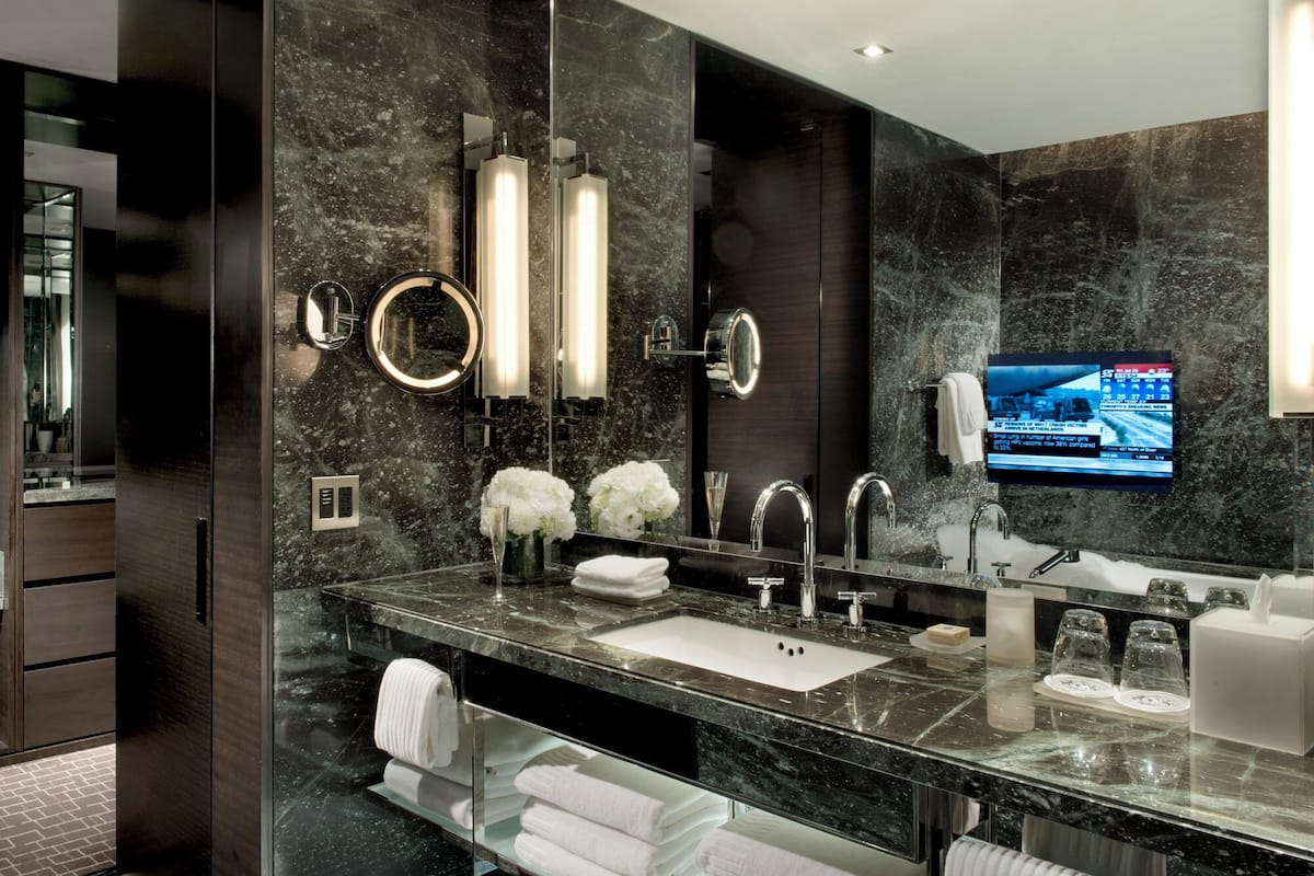 Room amenity