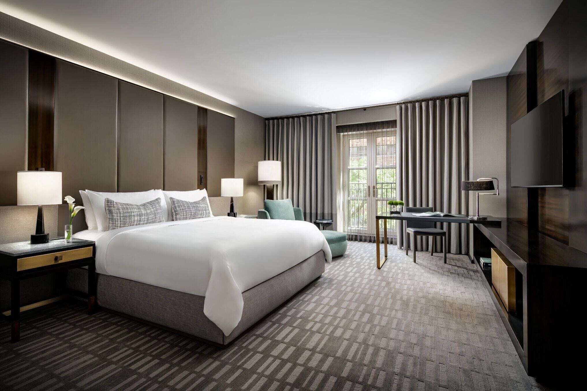 Premium bedding, pillowtop beds, minibar, in-room safe