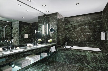 The Hazelton Hotel Toronto - Image 6