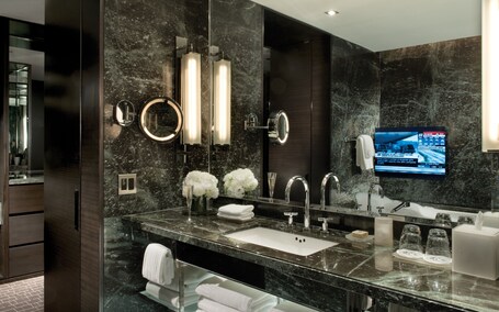 The Hazelton Hotel Toronto - Image 25
