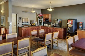 Free daily continental breakfast
