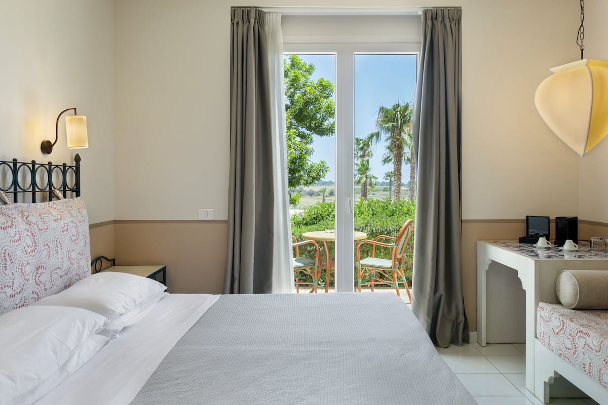 1 bedroom, in-room safe, blackout curtains, free wifi