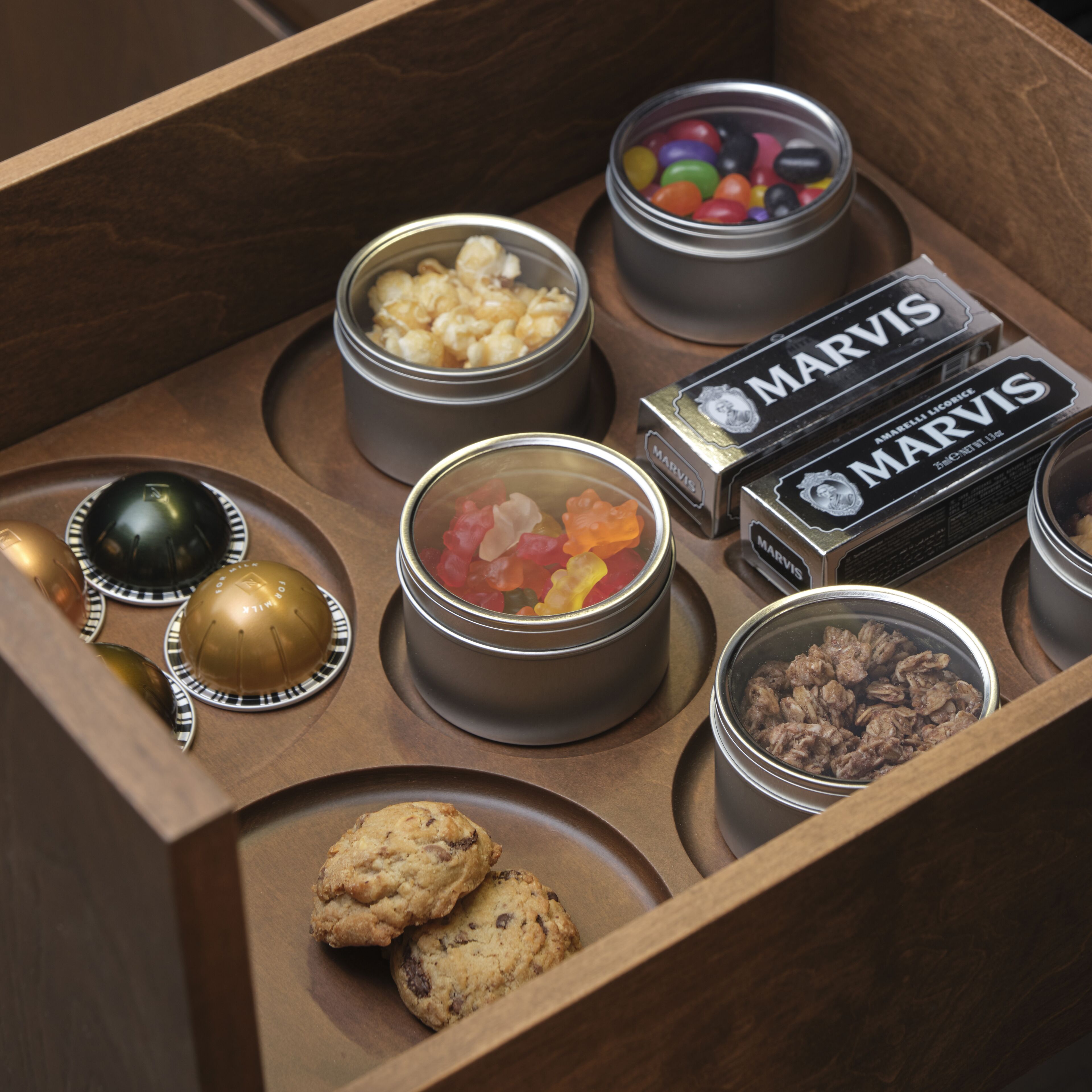 1 bedroom, frette italian sheets, premium bedding, free minibar items