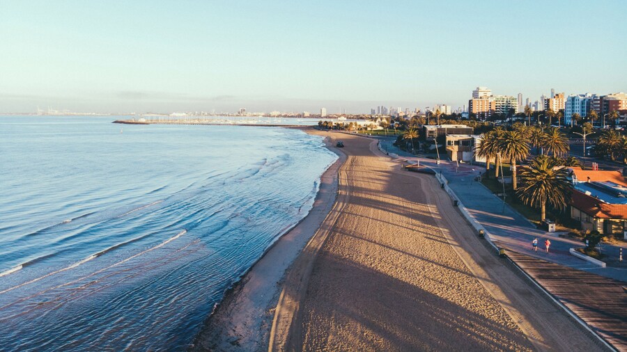 Nomads St Kilda Hostel