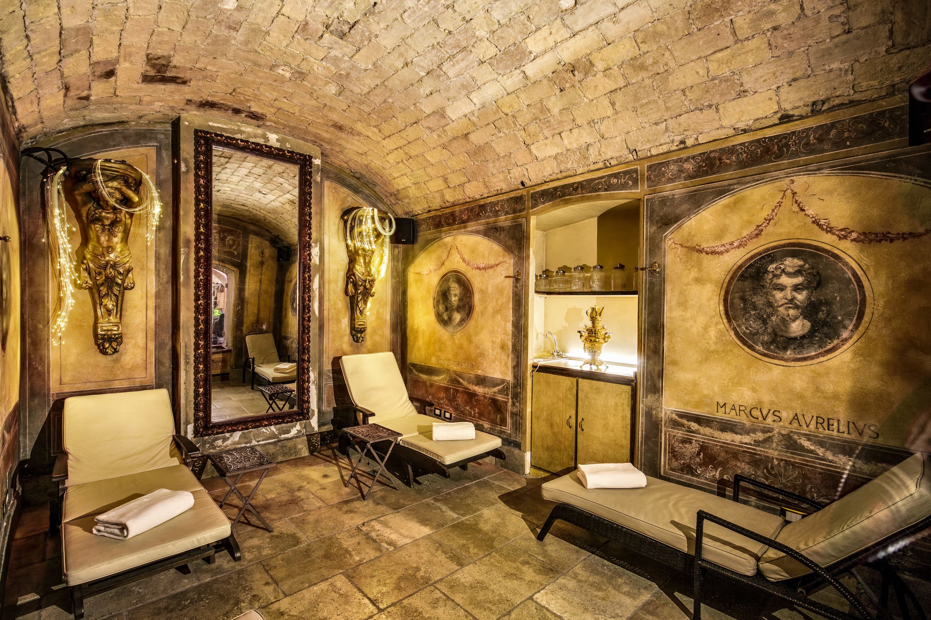 Sauna, vasca idromassaggio, bagno turco