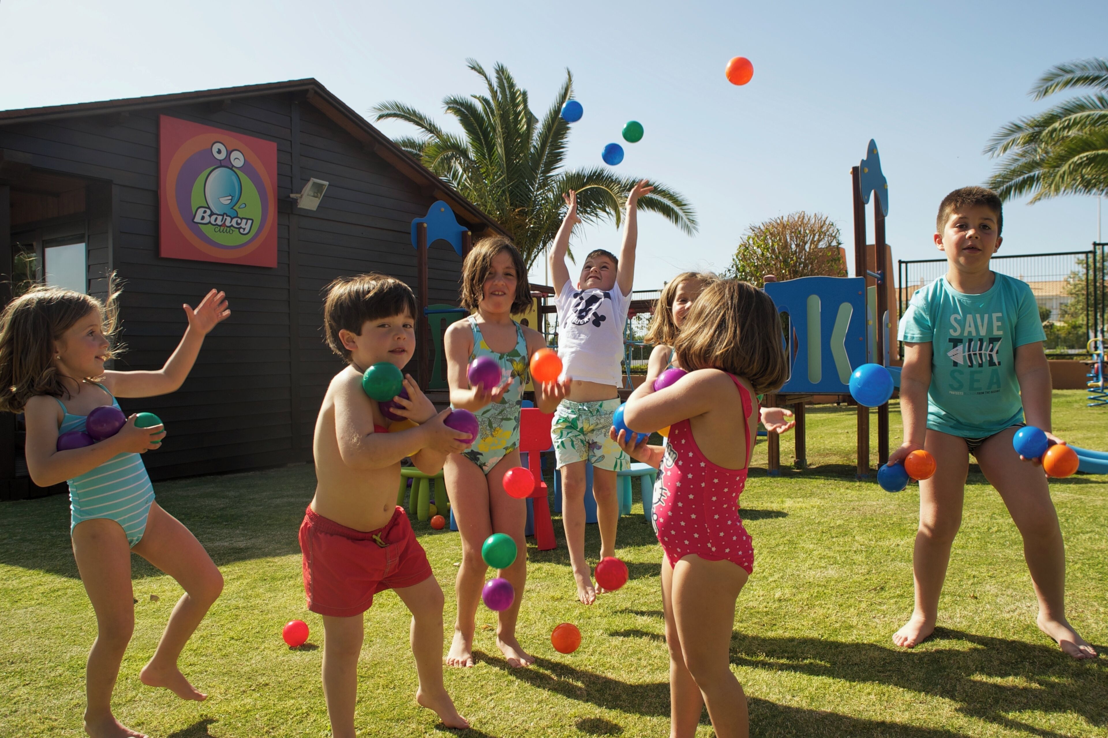 children’s play area – outdoor