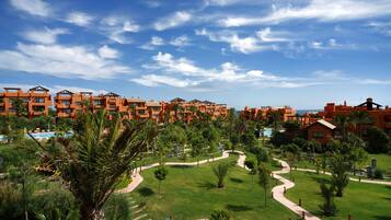 منظر من الجو على ارتفاع عالٍ