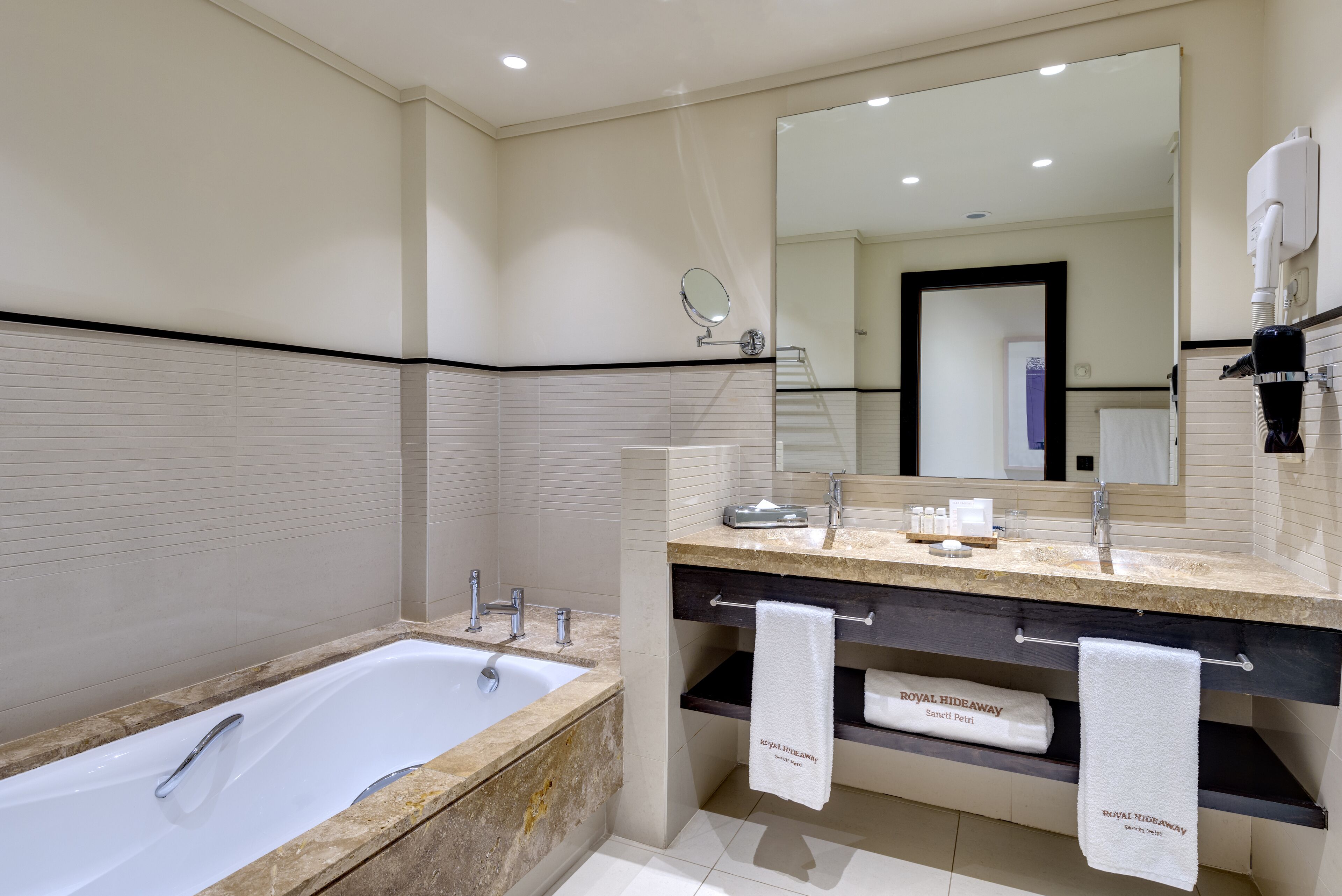 1 bedroom, premium bedding, down duvets, pillow-top beds