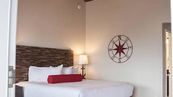 Premium bedding, individually decorated, laptop workspace, free WiFi