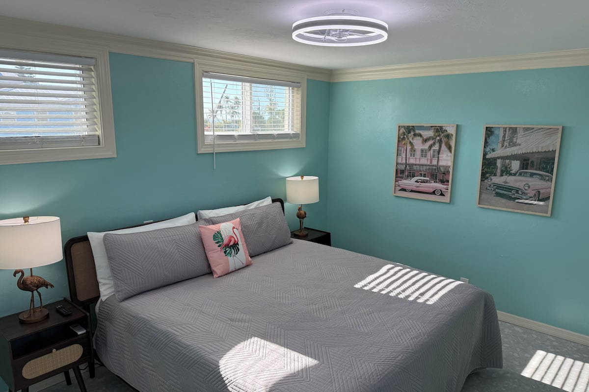 Superior King Room | Individually decorated, individually furnished, iron/ironing board