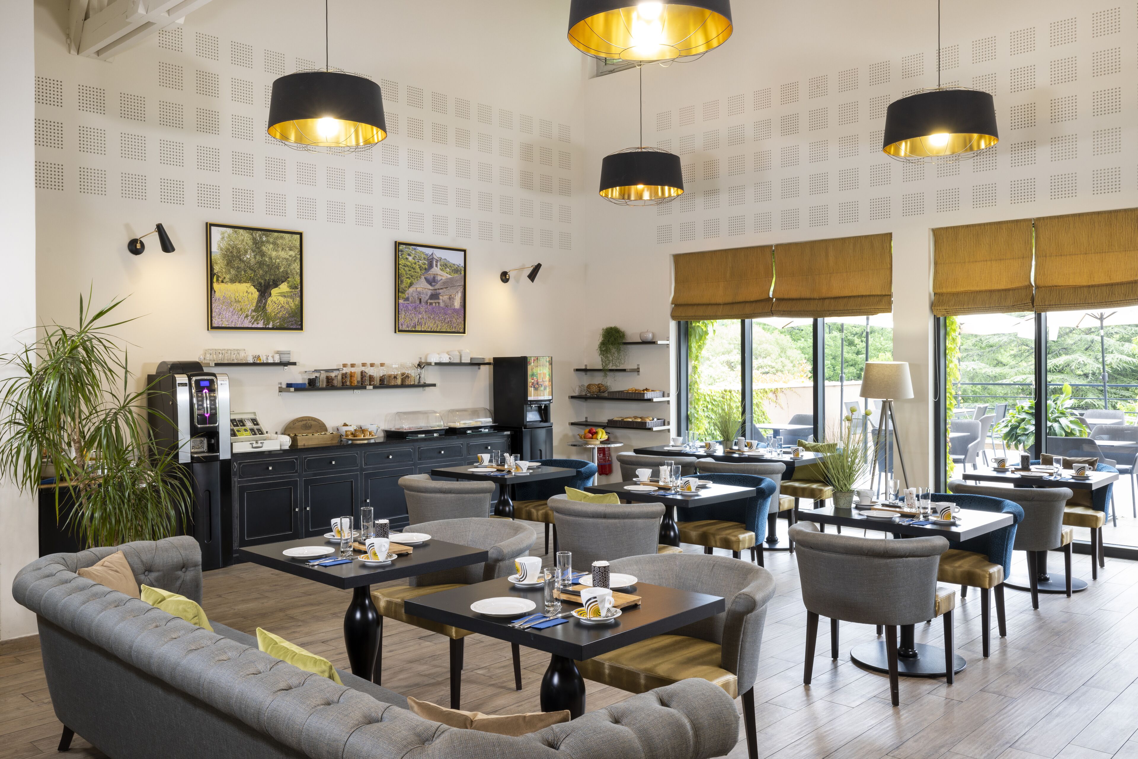 Petit déjeuner continental compris tous les jours