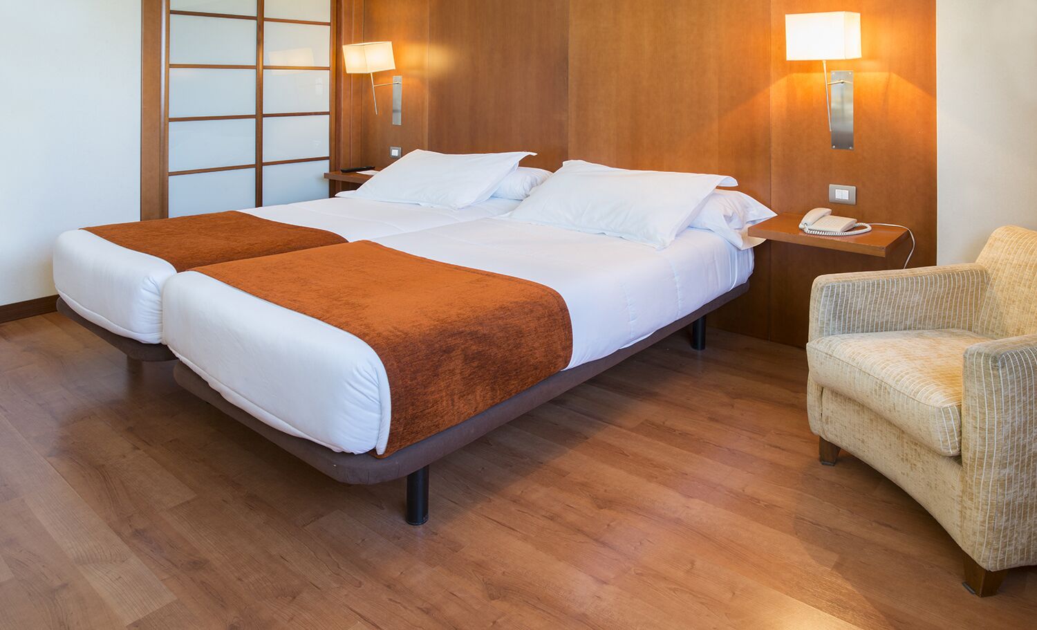 1 bedroom, select comfort beds, minibar, in-room safe