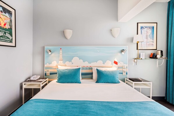 Chambre Confort, 1 grand lit, non-fumeurs, vue mer | Literie de qualité supérieure, matelas Select Comfort
