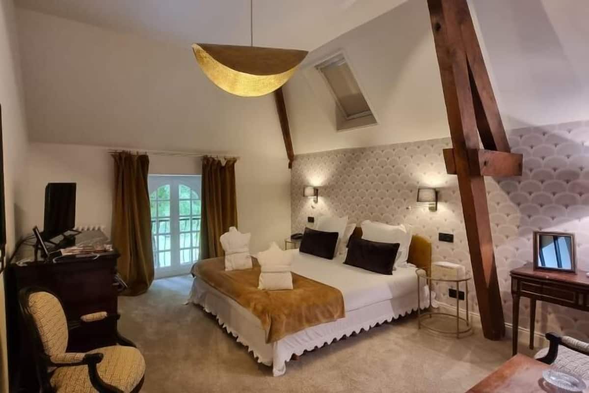 1 quarto, roupas de cama premium, cofres nos quartos
