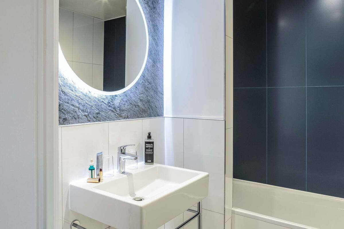 standard suite, multiple beds, connecting rooms | premium bedding, pillow-top beds, in-room safe, individually furnished