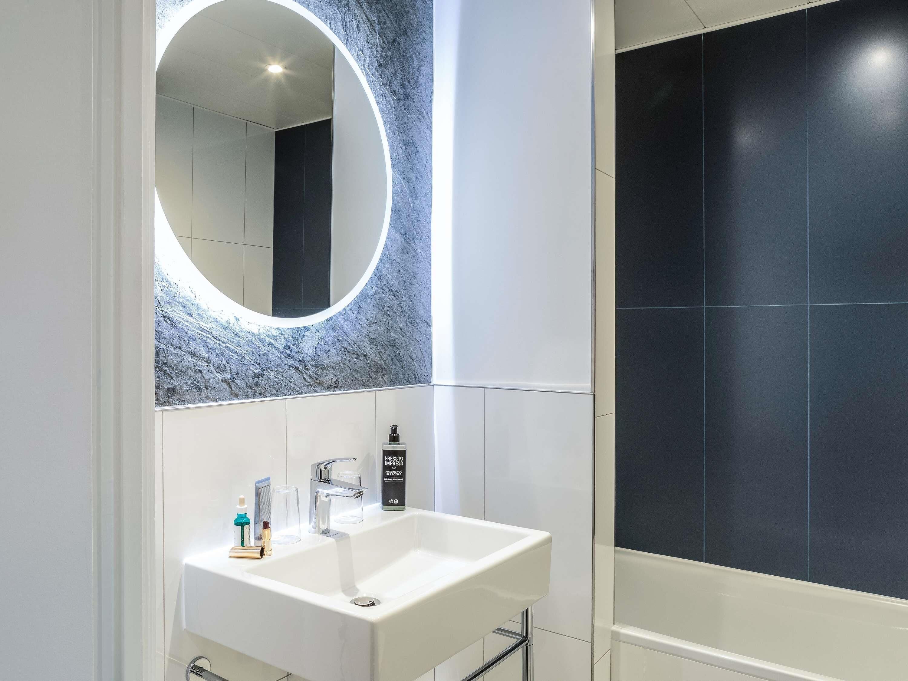 Standard Suite, Multiple Beds, Connecting Rooms | Premium bedding, pillow-top beds, in-room safe, individually furnished