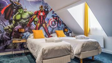 Chambre Confort avec lits jumeaux | Literie de qualité supérieure, décoration personnalisée