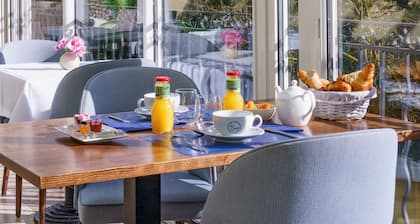 The Originals Boutique, Hôtel Le George, Loches